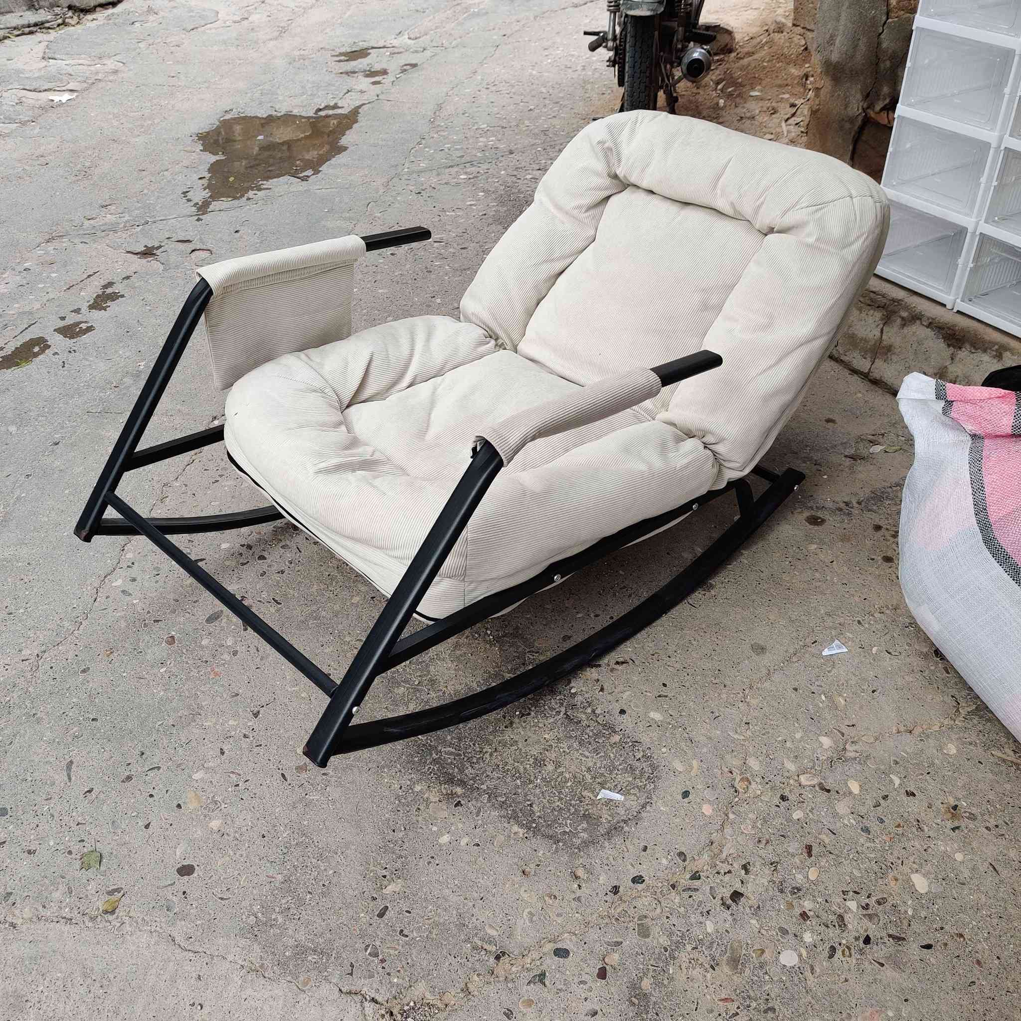 کورسی جۆلانێ
بالەی زۆر چاک 
لۆک بەکار نەهاتوو 
مزگەوتی بن تەبەق دەرگای پشتەوە Singapore


**إذا كنت صاحب هذا الإعلان وتريد حذفه لأي سبب، رجاءا أرسل رسالة إلى الدعم الفني**