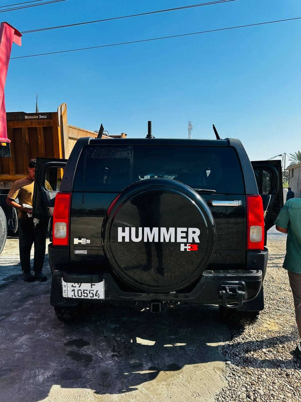 السلام عليكم .. بيع او مراوس
فووول مواصفات
السعر المطلوب 110 وبي مجال
همر h3 موديل 2007 مكفوله من الصبغ والتبديل ماعدا بحافة البنيد معجون مقدار ٤ اصابع  .. 
رقم واسط انكليزي دولي  باسمي
محرك 3700 قبق ابيض بلادي ناعم جدا وبي شلعه  ..
 بدون بخار نهائيا .. بس بي بداية التشغيل دخان ابيض قليل جدا ويكطع يعني لاستيك ولف وحاليا كطع ماكو دخان
كير جيد جدا    الفور ويل ملغي 
كشنات جلد كهرباء
تبريد ثلج
سلايد روف شغال
حداديه جيده جدا
كهربائيات فوول
لايت زينون شمسي مع اضافة بلاجكتور
شاشه اندرويد وكاميرا خلفيه 
كام داش امامي خلفي
طخم تاير جبلي
راديتر جديده 
طخم نوزلات مال كصه
مروحه كهربائيه عاصفه  اضافه الى دبل مروحه للتبريد
يعني بعز تموز حماوه جوه النص 
بطاريه جديده 
دواخل حلوه لون بيجي
مكاني بابل 
***********
***********
