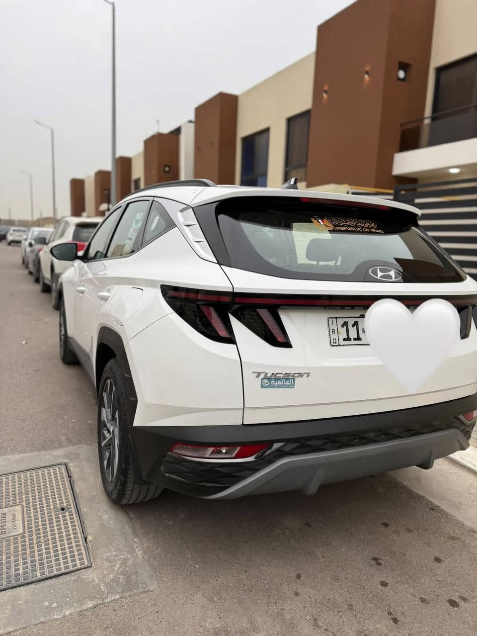 توسان موديل ٢٠٢٤ خليجي بيها رصعتين بارد كما موضح بالسونار
رقم بغداد تحويل مباشر

مواصفات فول 1/1 قماره حديد

__________

بصمه تشغيل وابواب 

تشغيل عن بعد 

كشنات كهرباء 

شاشه ابل كار بلي 

كامره خلفيه دواره 

حساسات امامي خلفي 

سايد بريك بصمه 

اوتو هولد 

درايف مود 

نزول منحدرات 

لايت دواره مع الستيرن 

تحكم ستيرن  

شاحن لاسلكي 

لد امامي خلفي 

ويل حجم 18

محرك 2000 دوش 

___________

مكان السياره بغداد 

السعر 225 وبيه مجال بسيط

***********
