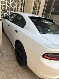 اس اكس تي • ٢٠١٥ • ابيض