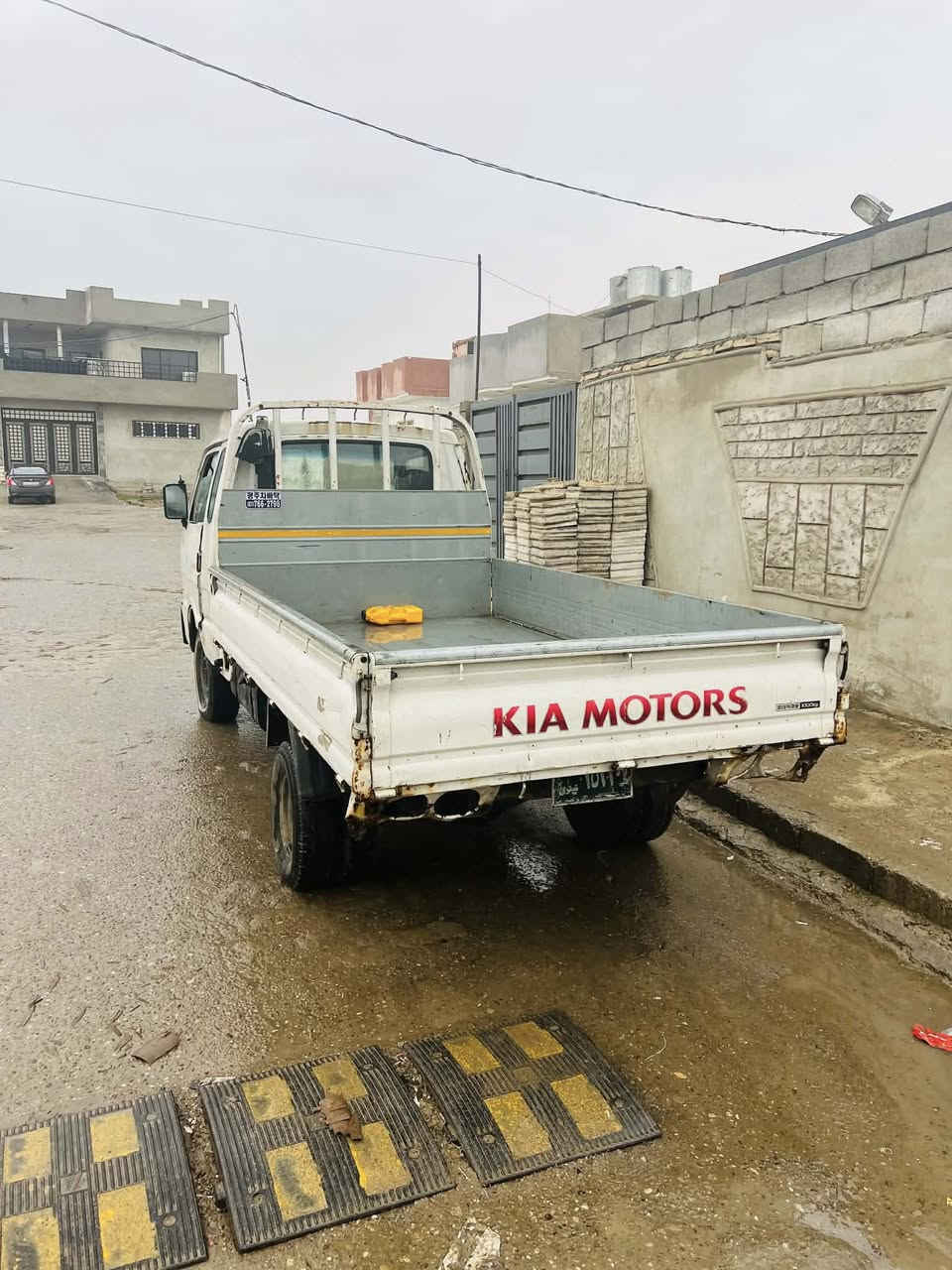 السلام عليكم كيا بنكو للبيع رقم فحص نينوى كمرك مدفوع موديل 1995 محرك كير خير من الله شغاله وتمشي تايرات نضاف صاحبها الشرعي بحي صدام السعر من الاخير 25 
باتري جديد الدينو جديد 
رقم الهاتف ***********
***********
مكاني القوسيات
