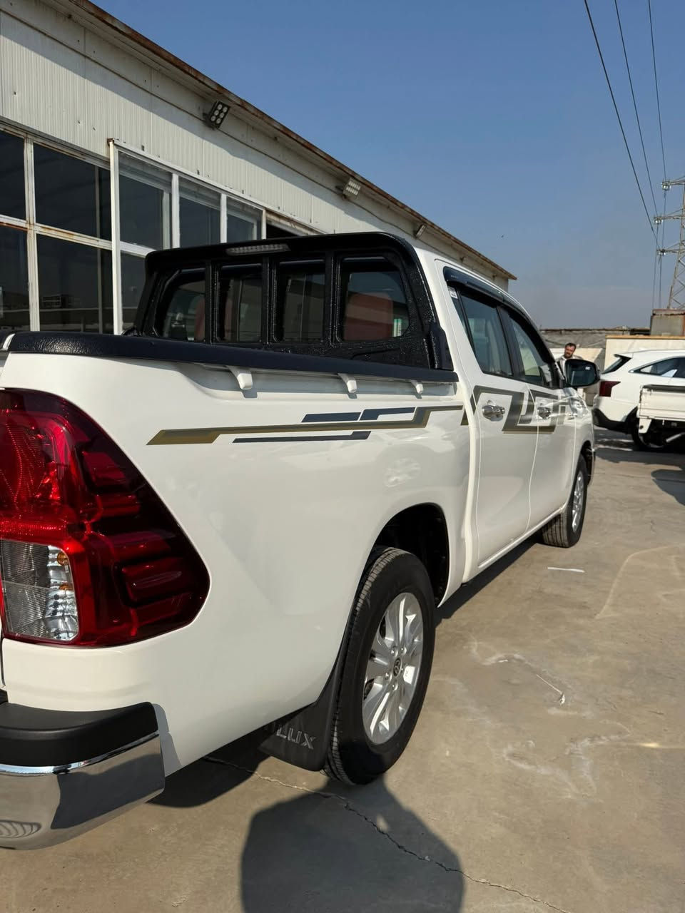 السلام عليكم للبيع بيكم كويتي الساير مذهب موديل 25 سياره زيرو مكان سياره بغداد الراشديه للاستفسار ***********
