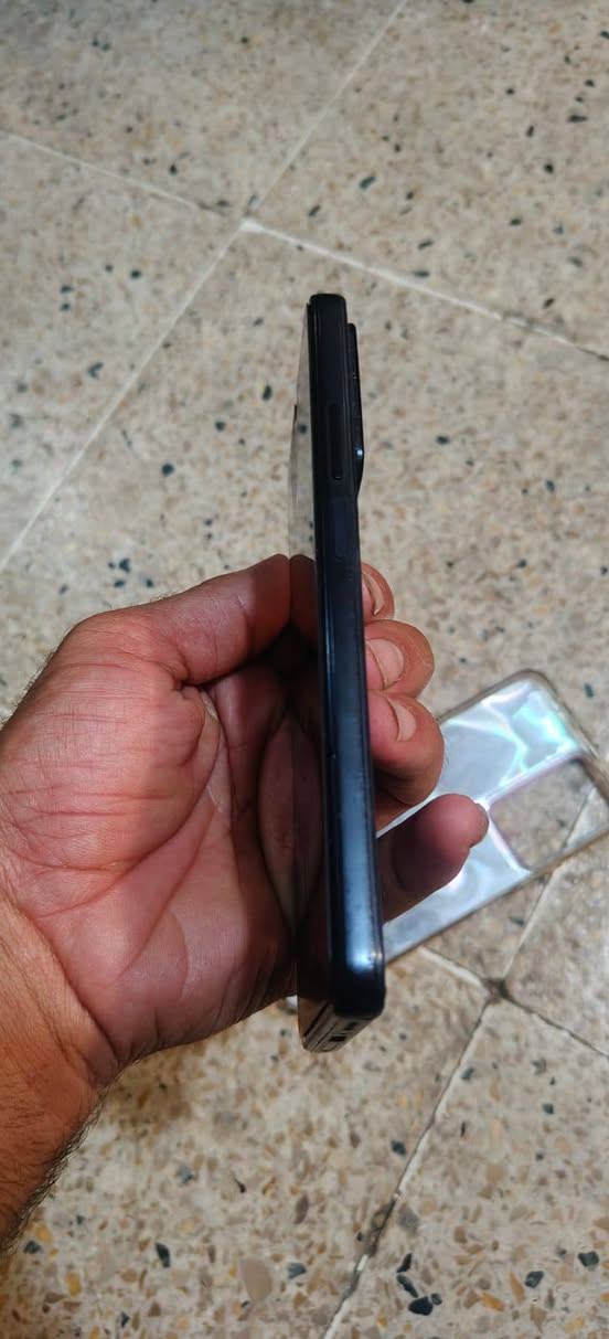 سلام عليكم  جهاز لبيع Redmi Note 11 Pro+ 5G
جهاز شرط ما مفتوح
سعره 225 بي مجال شي بسيط للطيبين
مكاني موصل ايسر قوبه قرقوين يم جسر سادس
*********** بي واتساب
