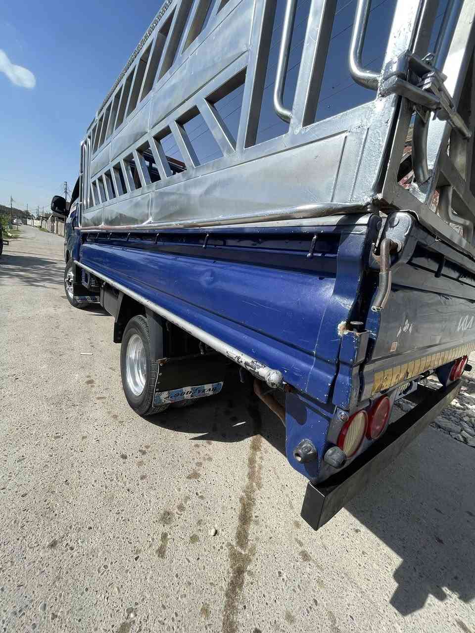 سلام عليكم كيه فحل سياره خير من الله جاهزه گبل للشارع مابيه اي نقص مكينه گير مكفوله شاصي مكفول مكينه 4000 سعر 105 وبيه مجال بصيط. مكان بغداد الدوره  سياره تحويل جديد رقم انگليزي اب اسمي  للستفسار ***********
