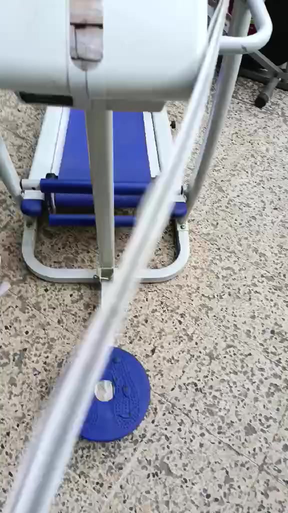 هذا الجهاز قايش ميكانيكي يمشي على حركت الرجلين وبي جهازبي حزام يشتغل كهربائي وبي قرص امامي وعداد شغال سعر 75 وبي مجال


**إذا كنت صاحب هذا الإعلان وتريد حذفه لأي سبب، رجاءا أرسل رسالة إلى الدعم الفني**