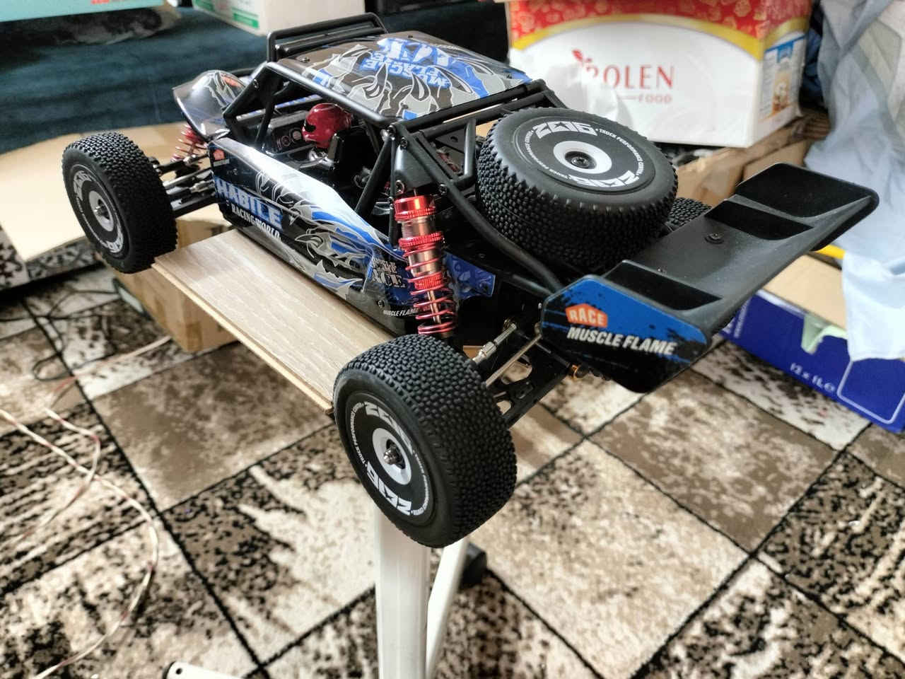 عيدكم مبارك اخوتي الاعزاء
سيارة احترافية حجم 1/12 ويل تويز برشد السيارة نضام متصل مو منفصل وبقية التفاصيل بالفديو استمتعو


**إذا كنت صاحب هذا الإعلان وتريد حذفه لأي سبب، رجاءا أرسل رسالة إلى الدعم الفني**