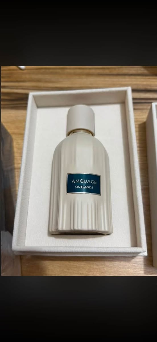 السلام عليكم عطور متبقي للبيع
1 سسبيروا فيبراتوا متبقي 25-30 مل مصدر شراء ابو ليان 

85

2امواج اوتلاندز مستخدم رشات مصدر شراء فانيلا 

640

3نيشان هاتشفات متبقي 60-65مل مصدر شراء ابو ماسه 

170

مكاني بغداد. الاعظميه تحب تاخذه من باب بيتي تحب توصيل لكل محافظات العراق مع شركه الوسيط ***********واتس
