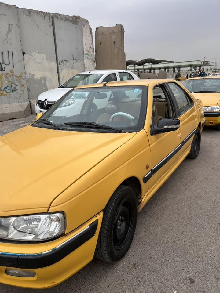 السلام عليكم بيجو بارص مديل 15السيارة شوفة عينكم السيارة نضيفة بيهة الضربة ب الجاملغ الخلفي الصفحة ممعمرة و ضربة ثانية بالجاملغ الخلفي معمرة السيارة مصبوغة حزام وعندك البولبرين مال كلج +كلج السيارة جديد اصلي ايساكو وفلاوين جديد كامل السيارة مجفتة تجفيت اصلي اذرعة وكرنك وبساتم وبوش كلة اصلي وياباني بستم ابو الحفرة الله شاهد وتجي وتشوفة اذا مو شغل اصلي  تبريد تدفة شغال و الباور ستيرن ينكط دهن شي بصيط بس ميئثر الاستيرن خفيف دوشمة جديدة تخم تاير جديد صدرهة 50/100 وهاي الصور كدامكم لا زيدت عليهة ولا نقصت لئن حرام اخلي واحد يتعنى الي وتطلع مو نفس الي شافهة ب الصور مكان السيارة مدنية الصدر شارع الداخل قرب حمام المدينةالسيارة رايدهة ب 38والاسعار معلكة شوفة عينكم وبيهة مجال تجي وبيك خير و دلل رقمي ***********بي واتساب
