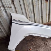 جاملغ للبيع لون صدفي موديل 2022 صفحت يمنه رقم هاتف 07717763344