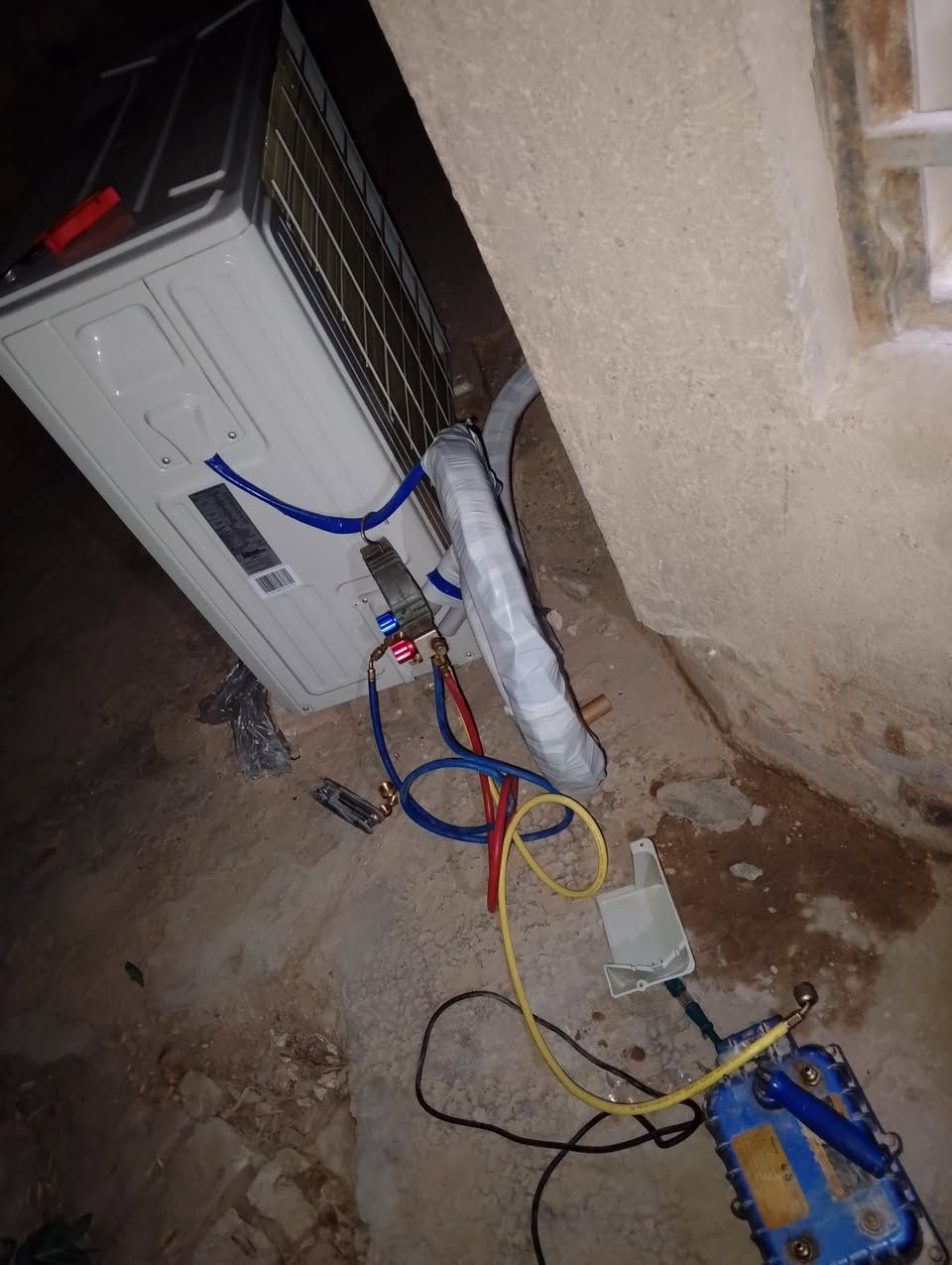 أ
نصب سبالت   وصيانه و تنظيف كافة أنواع أجهزة التبريد موقعياً و بكادر متخصص مع الضمان  .. 👷🏻‍♂️

يعنى عندك صيانة أو تنظيف لا تحتار   سبلتك مابي برودة لا تحتار سبلتك دفع الهواء ضعيف لا تحتار، إتصل بينا و راح نجيك لباب بيتك .. 
توصيل موجود 
عطل كهربائي 
تثبيت بردات 
تنصيب بلازمه 
تنصيب ستلايت 
تبدل حنافيات 
تبدل ماطور ماي 
تأسيس تانكي 
تأسيس كيزر
عندك باب لحيم شبابج لحيم
يوجد كادر 🫩🫩هسه يعلقون 

   ماعليك فقط الاتصال بمركز خدمة العملاء  على الواتس اب  
***********

🟥  تنظيف موقعي  لجميع الدوائر والشركات مع الضمان 
🟥 صيانة - شحن غاز مع الضمان - نصب - غسل 
عمل فاكيوم ..
فدوه ...فدوه .فدوه ...باب رزقنا متابعه للحساب
