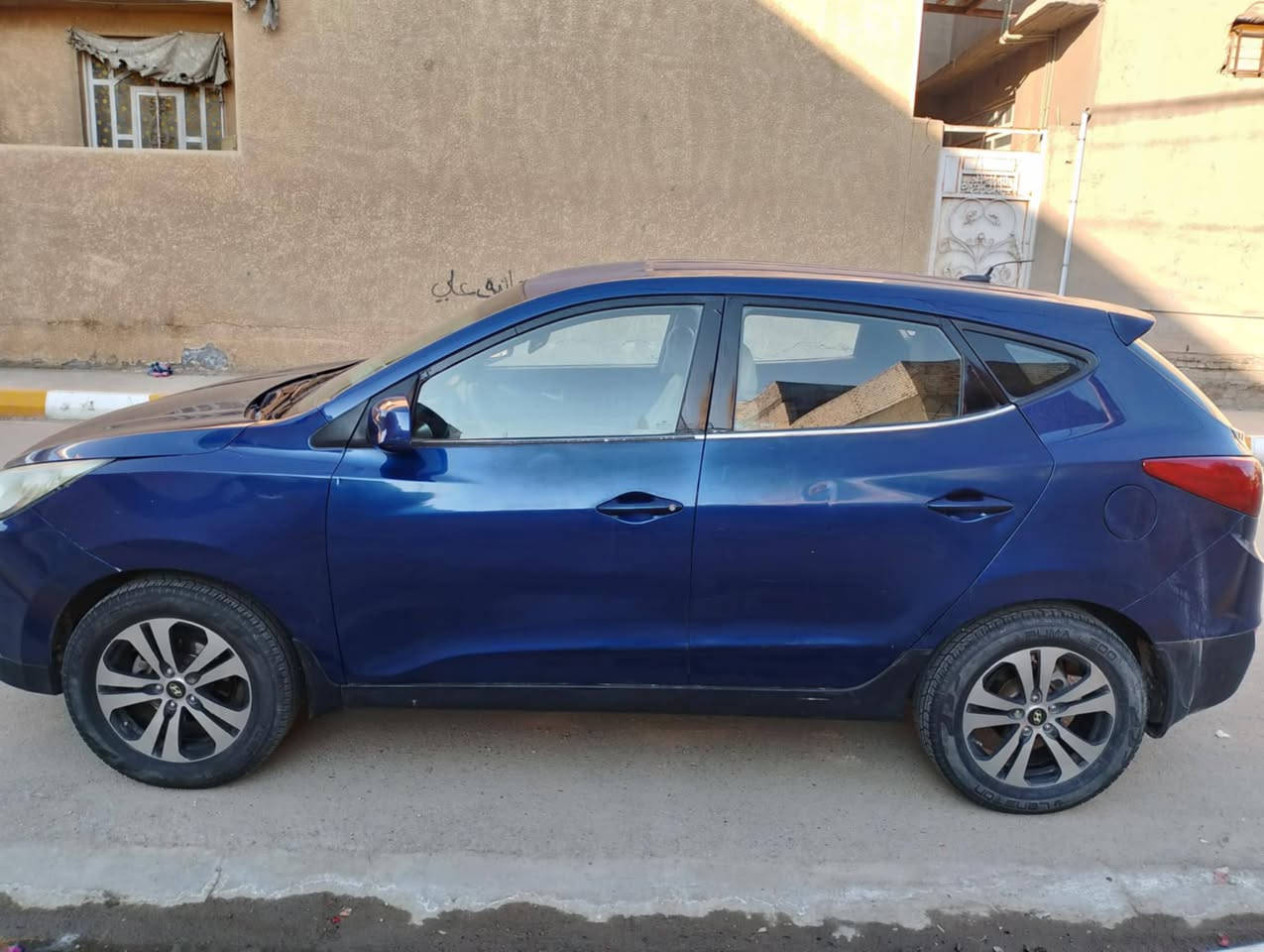 السلام عليكم 

السيارة توسان للبيع 

الموديل 2010 

السعر بمية وخمسة 

الستفسار علة الرقم

 ***********
