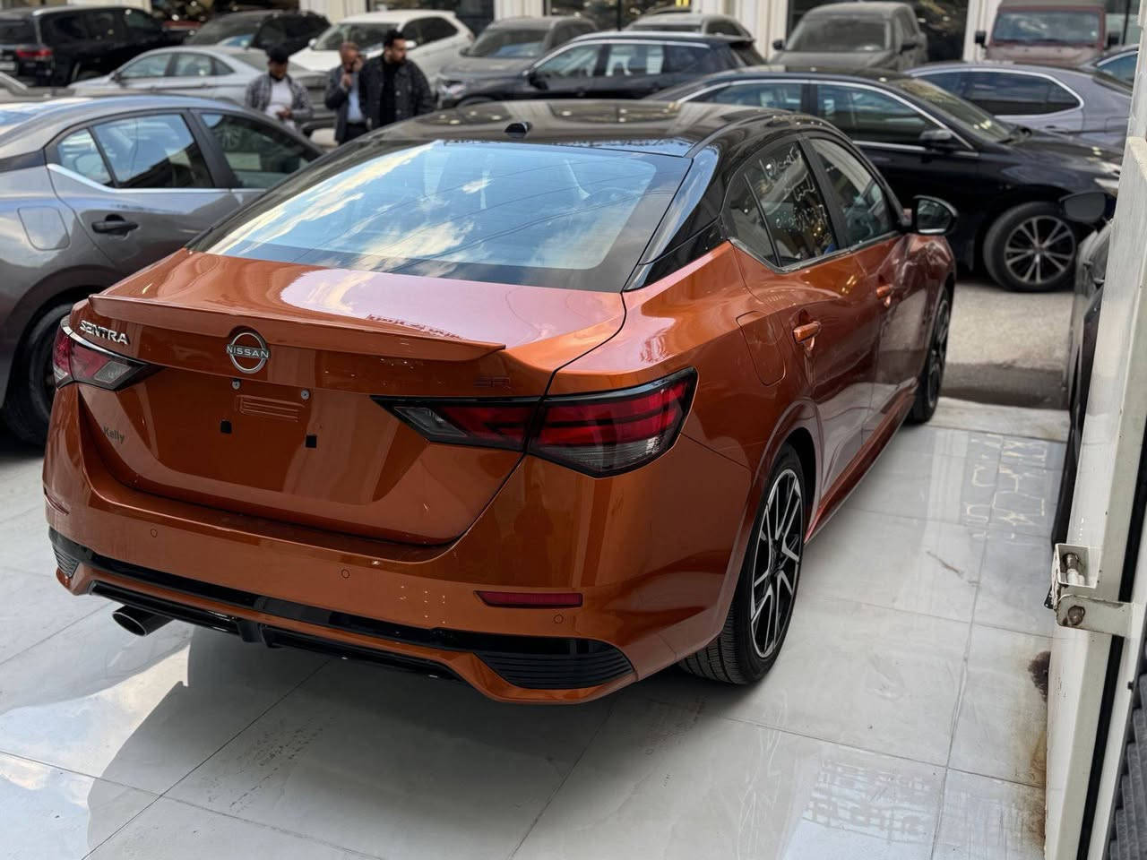 السلام عليكم رمضان كريم 
للبيع نيسان سنترا فول بدون فتحه2025 Sr
محرك 20
ماشي 2 الف ميل 
صبغ ربع بولند بدون دواخل و بدون ارباك 
سياره بدون تعديل 
سياره بدون شخوط و رصعات و بقصات شرط
سياره بدون رقم ترقيم شمالي فقط 
تكلفة رقم 12 ورقه 
ملاحظة صوار حادث موجوده في المنشور 

السعر 148 ورقه ومجال
اي استفسار عن سيارة خاص مفتوح 
اخوكم شلال كوردى
*********** واتساب  اتصال 
عنوان أربيل معارض السيارات شارع 100 أربيل, العراق
