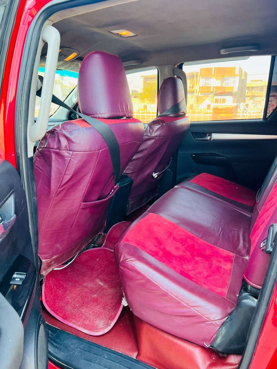 للبيع كاز كاز اوربي  2017
اوتماتيك فورويل فول موصفات
كفاله بيها بارد بسيط السعر 230
مكان واسط الزبيديه
***********
