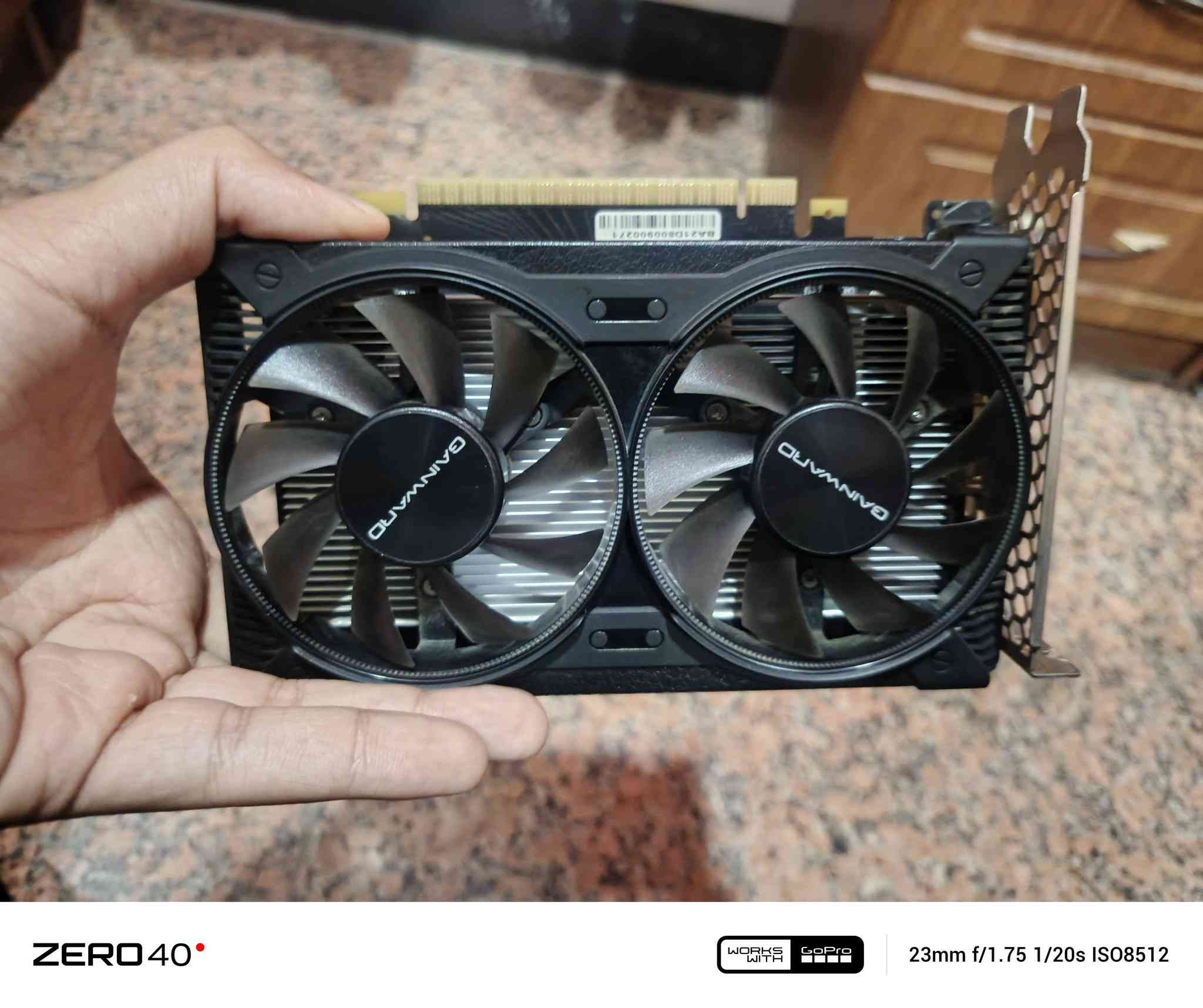السلام عليكم
كارت GTX 1650 4g
للبيع حط سعرك ماعرف سعره شكد
مكاني بغداد متوفر توصيل داخل بغداد فقط


**إذا كنت صاحب هذا الإعلان وتريد حذفه لأي سبب، رجاءا أرسل رسالة إلى الدعم الفني**
