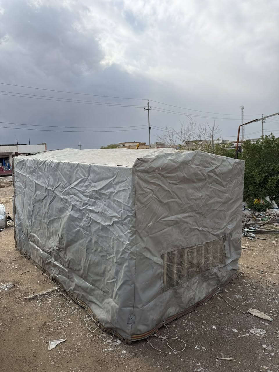 چەنچو کەپرو چادر بۆ فرۆشتن
بۆ 2700 و 3000 دەبێ

شوێن هەولێر 

سعر350 هەزار 

***********
