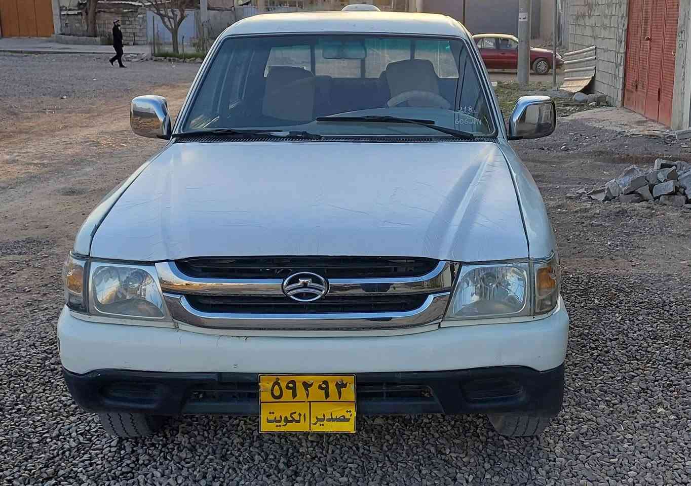 پیکاپ دێر 2006محسەن  بەخ هەمو گیانی بەشەرت  گێڕ مەکینە زۆر توندوتۆڵە  کارەبای هەمو ی مزبوتە  مەنەفێست ئەسڵی  نیو پارچەی سبوغە  36گەڵاوو کەمێک محاملە  ***********
