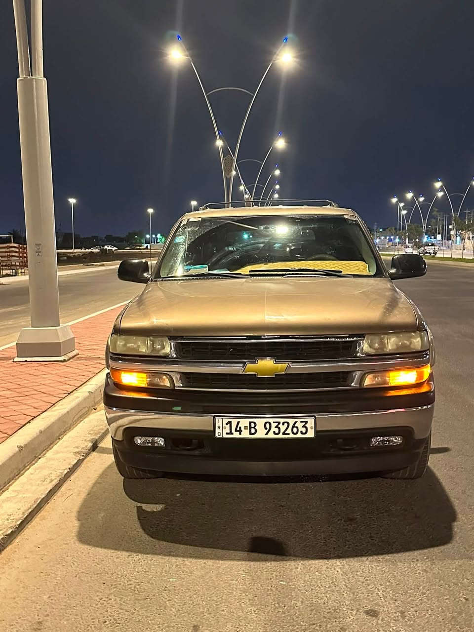 السلام عليكم تاهو 2003السياره جديده كارتون ماناقصه اي شي 
تبريد ثلج  السياره مكفوله كفاله من كلشي  ماعده الباب الصندوك شويه بي صبق والباقي كله كفاله رقم بصره بسمي تحويل ثاني يوم السعر 150 عنوان السياره بصره ياسين خريبط
***********
***********

