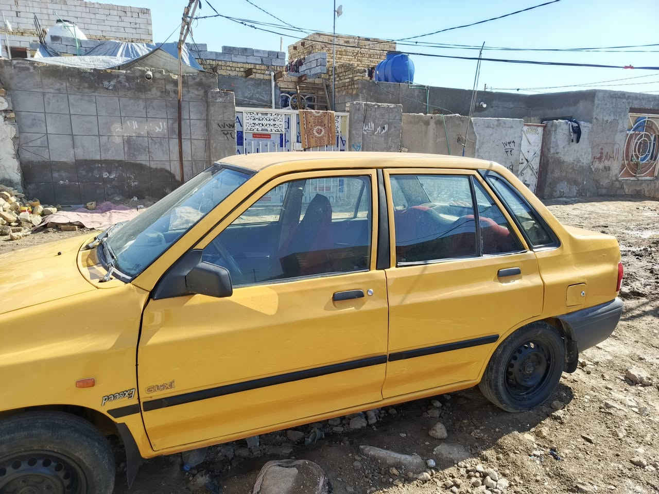 سياره جاهزه مكينه وكير شرط شواصي جدد بلاديات
كهربائيات جدد تخم تاير جديد سياره كبل لشارع 

السياره عليها هيئه 140 ينكطعن من سعرها غرامات مصفره 

مالكها بدوانيه مكان سياره ديوانيه حي العسكري  سعرها 24 

***********
