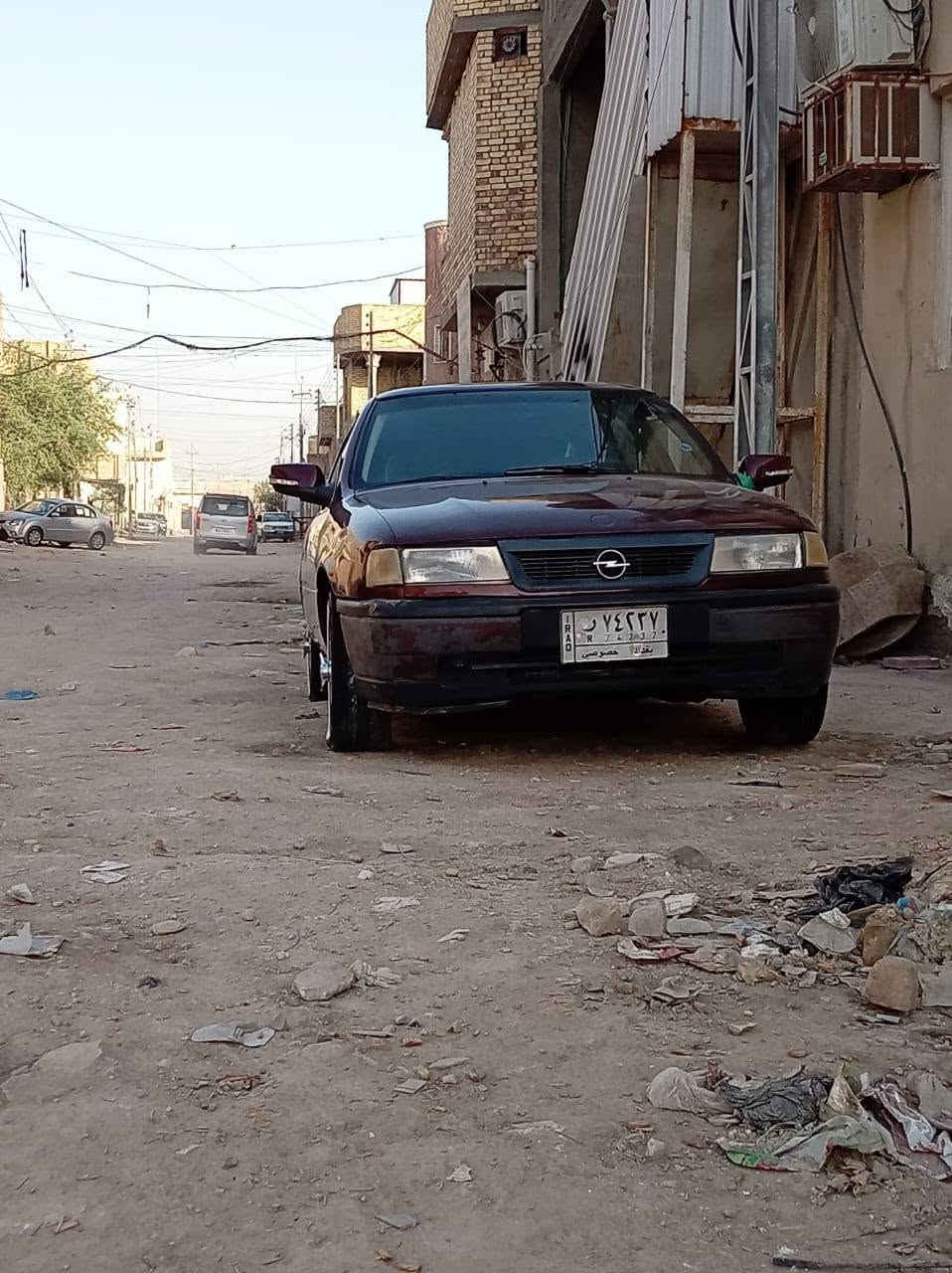 السلام عليكم من رخصة الادمن المحترم اوبل فكتره مديل 91سياره جاهزه من كلشي مكينه وكير حداديه تخم تاير ابو الخطه فتحه بلقماره  سياره كاعده وحلوه كهربايات كلهه شغاله بيهه شاشه ودمام وكامره سياره مال جناي عوزه بس تننته مابيهه رقم بغداد تريد وكاله تريد مداور للبيع 35بيهه مجال رقم ***********مكان الناصريه
