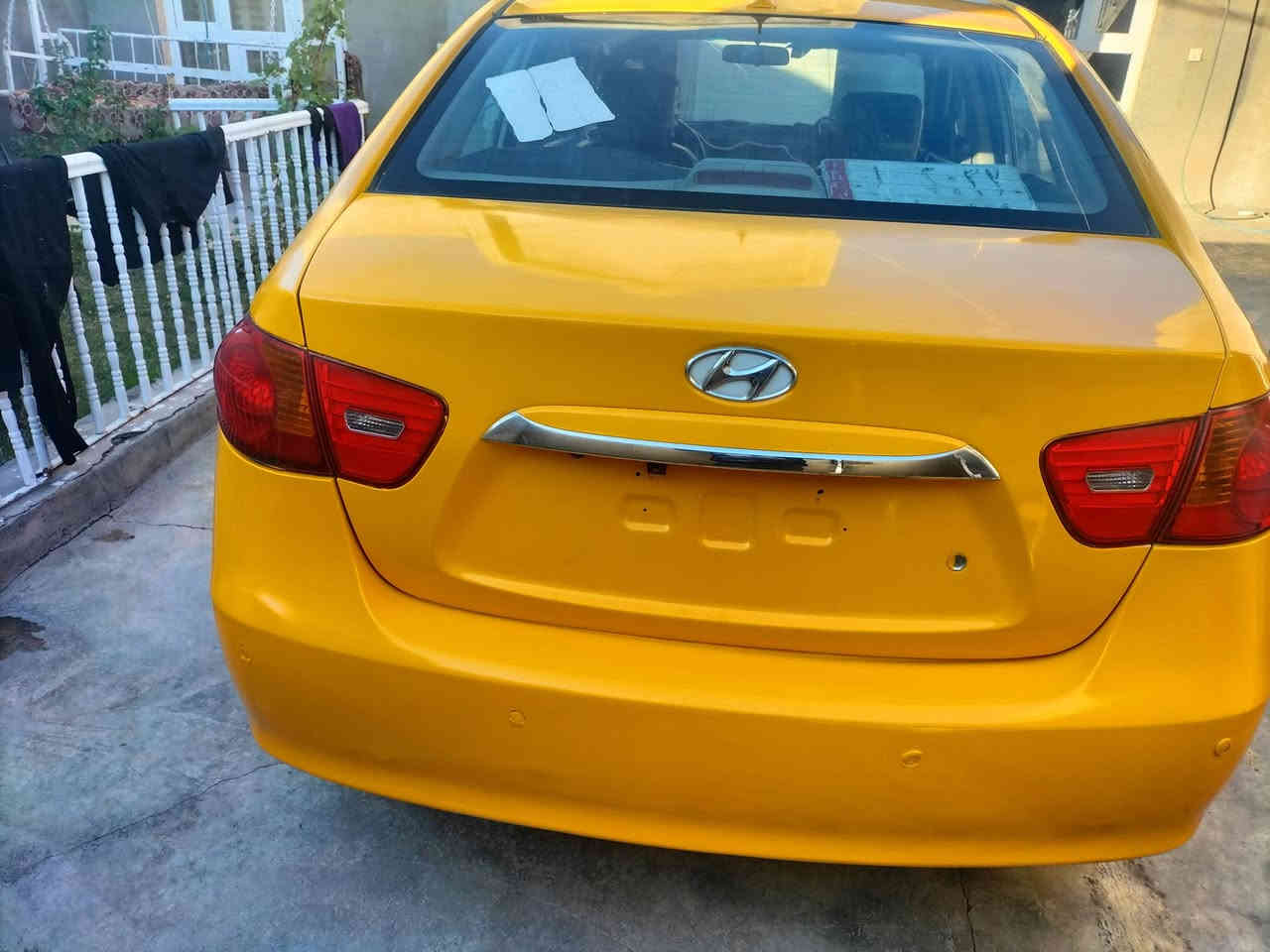 سلام عليكم لانترا 2011 خليجي بيه جاملق وبنيد مصفره نقابه وسنويه لل 28 كله جديد حتى المحرك البارحه مجلته ابيع بس 105 الي يريد يتصل على رقم ***********
