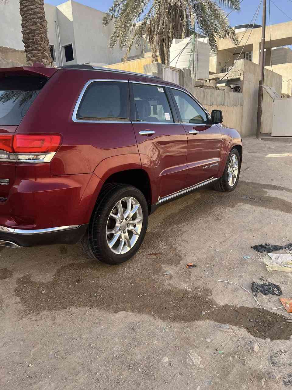 جيب شاروكي موديل 2014 مكينه ثمانيه سلندر فئه سومنت خليجيه وكاله هارلم كفاله عامه بيه ملاحظات بسيطه بيع او مراوس سعر 195 مجال قليل ***********
