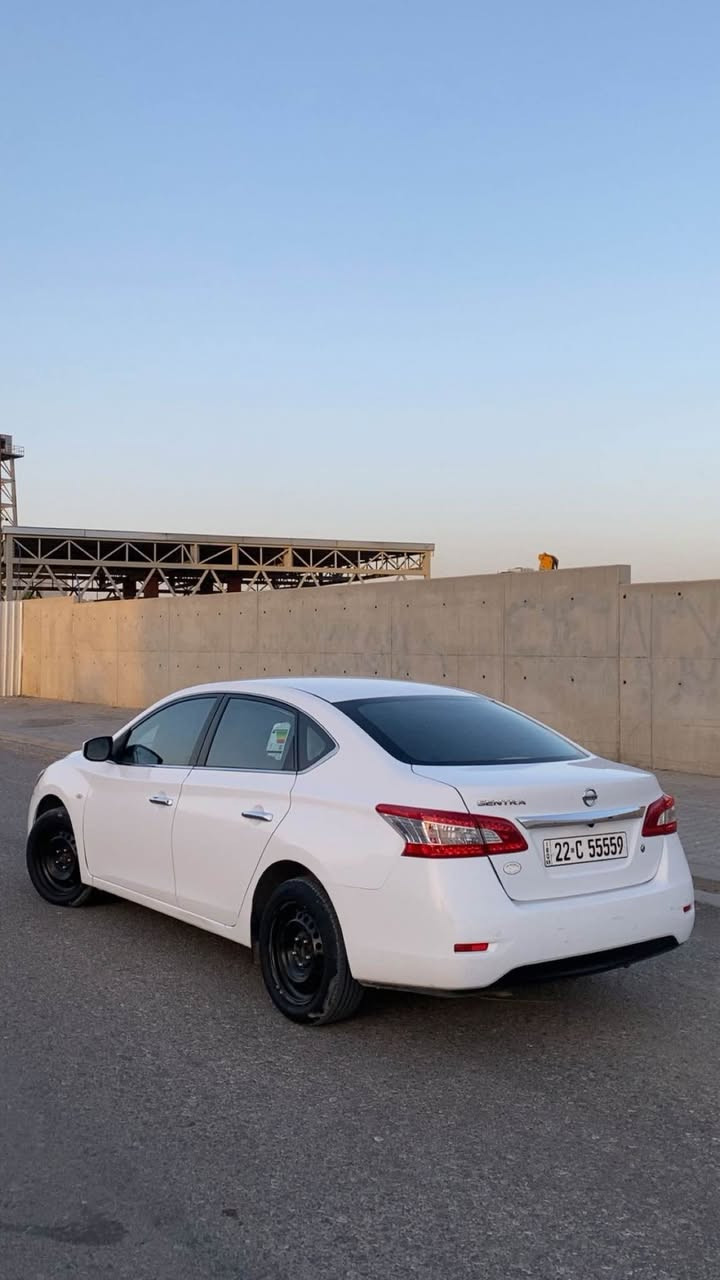 sentra 2019 کلین تایتل خلیجی خاوێن مایتەوە زۆر یەک دەستە ناو زەرد مەکینە گچکە  سەیارەکە گێر مەکینەی نەکرایتەوە دوو جێی گچکە تەحدیلی هەیە دۆسە و دەرکەک کەمەک تەزرەشی هەیە سەنەوی ٢٠٣٠ هەموو شتی نوێە شتەچی زۆر زۆر خاوێنە سحریشی ١٢٣ وەرەقە و کەمەک مجالە  
***********
*********** أربيل, العراق
