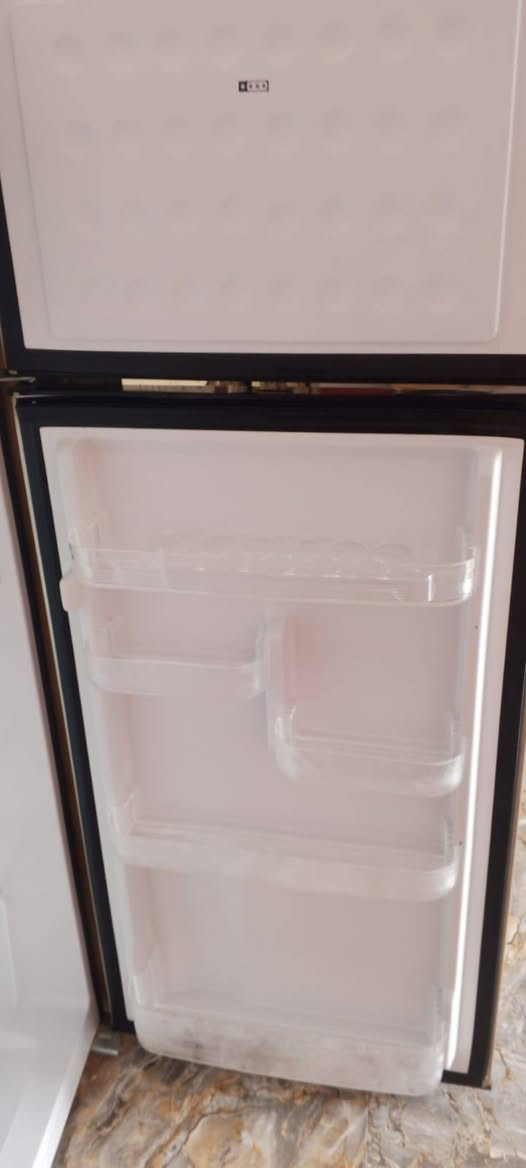 للبيع ثلاثة نظيفه واستعمال قليل السعر ٢٧٥


**إذا كنت صاحب هذا الإعلان وتريد حذفه لأي سبب، رجاءا أرسل رسالة إلى الدعم الفني**