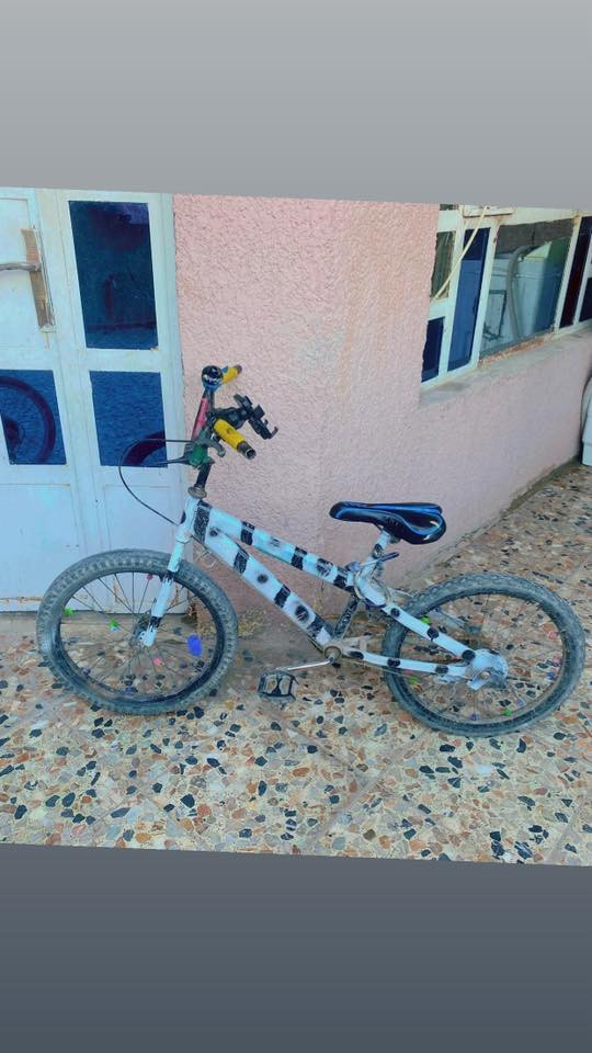 يسكلات باله نضيفات
الجبير 50
الزغير 30
*********** زعفرانيه شارع الكهرباء
