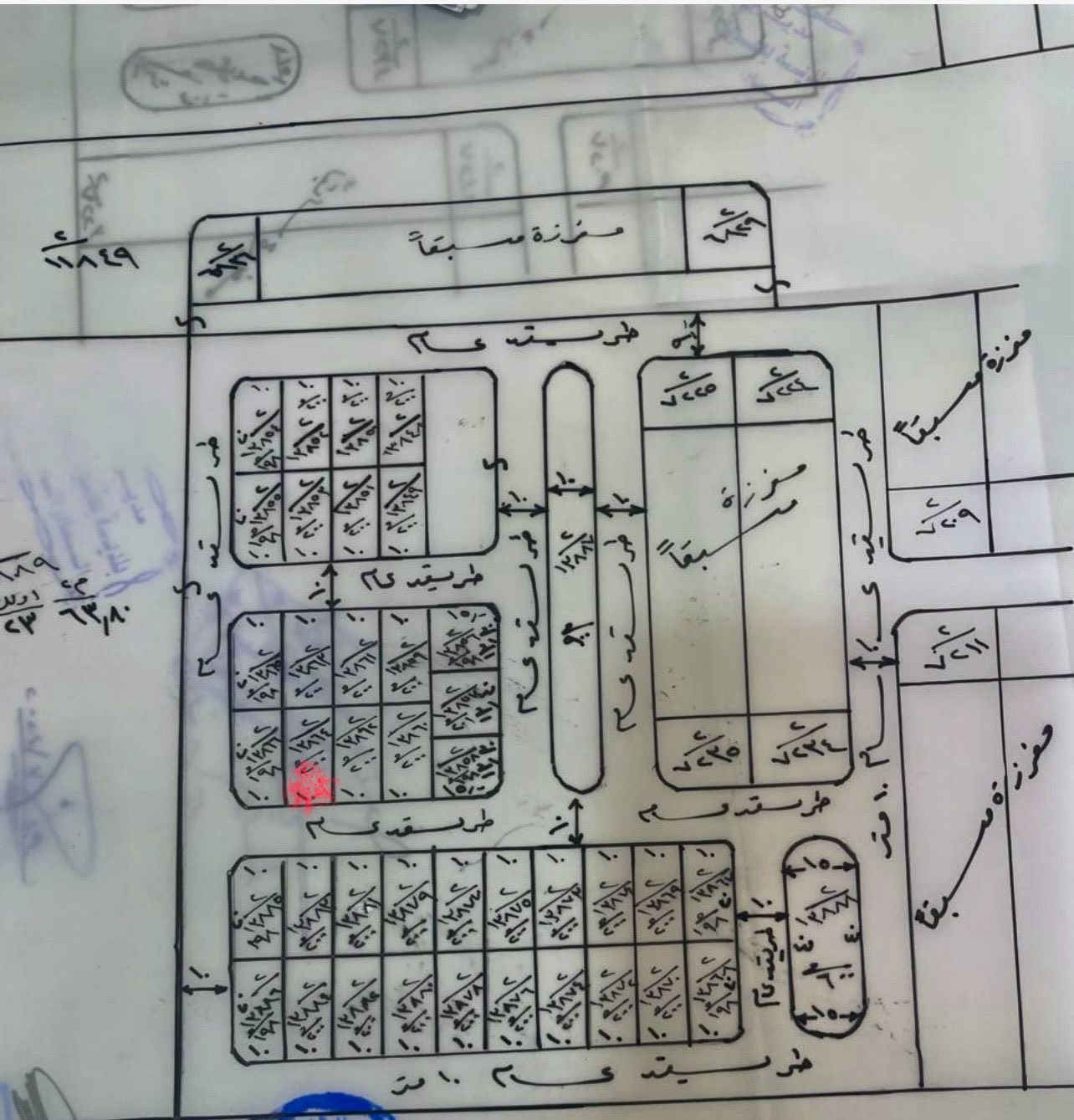 السلام عليكم 
قطعة ملك صرف ٢٠٠ متر للبيع خلف مجمع الرازي ومجمع بلاد الرافدين مخدومة بمجاري غرب بعقوبة وقريبة جدا على الماء والكهرباء 
للاستفسار المراسلة على الصفحة او الاتصال واتساب***********
