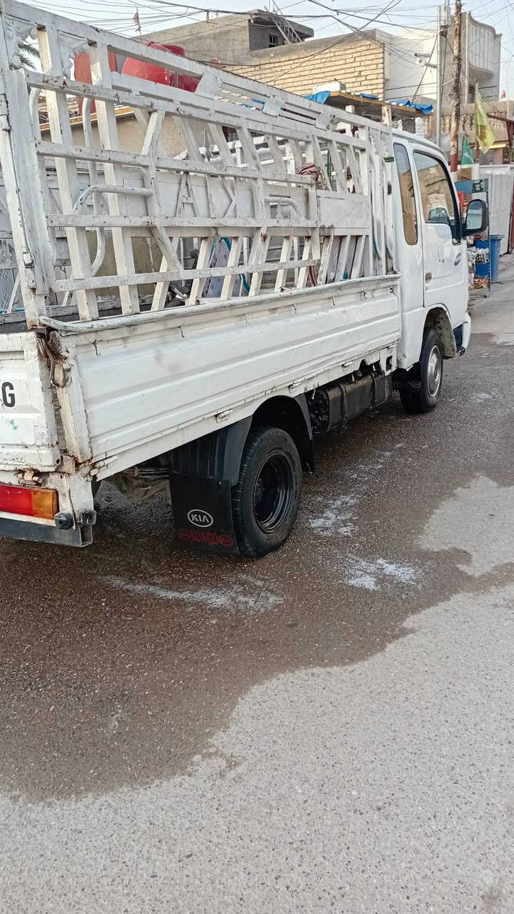 السلام عليكم سامسونك للبيع موديل 2000
رقم بابل مشروع وطني تحويل ثاني يوم
سياره نضيفه وخير من الله 
السعر ٢٧ رقم الهاتف ***********
