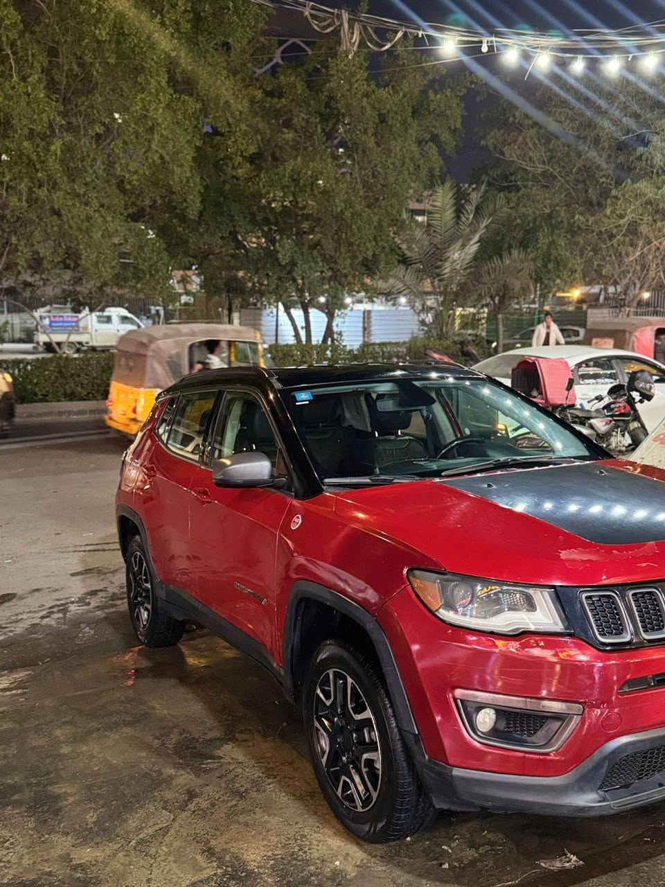 جيب كومباس  2019🚗
موصفات
تو كلر🏴🚩
شاشه جبيره
تحكم ستيرين جهتين
هاند بريك بصمه 
اوتو ستوب 
فوريل 4*4
تبريد قطعتين 
بصمه تشغيل عن بعد 
مثبت سرعه
كامره 
كشنات جلد 
صور الحادث  موجوده بلمنشور
***********
السعر 110
