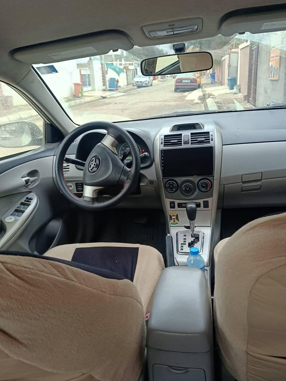 السلام عليكم كورلا 2011 وارد كندي سياره خير من الله صدر امامي خلفي جديد طك تخم تاير  كير ومحرك نضيف   السياره مال جناي نضيفه كلش ما عايزها كلشي  سياره مابيهه برغي نقص بيها جاملغ امامي الايمن بس رش بدون داخل   بسمي تحويل مباشر مكان السياره . كركوك.. طريق بغداد 
رقم الهاتف ..***********
للبيع أو مراوس
