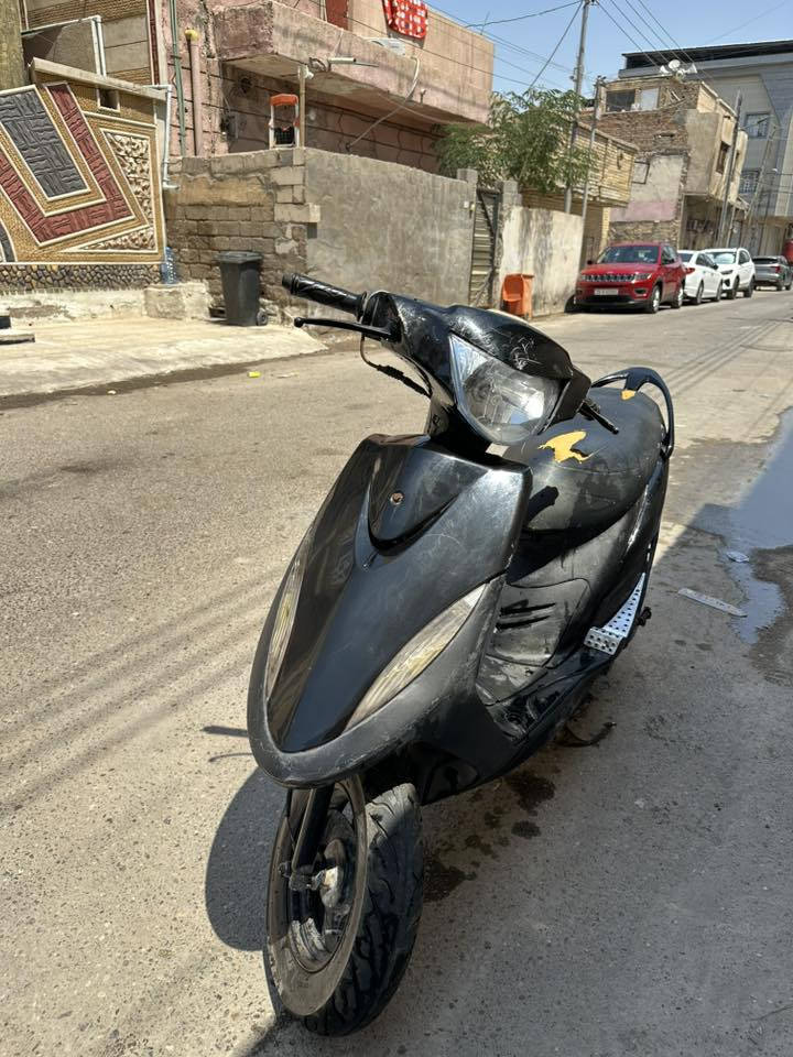 ماكس عدله للبيع ماناقصها برغي كلشي شغال بيها سعر 550 وبيها مجال قليل مكاني الجمهوريه ***********
