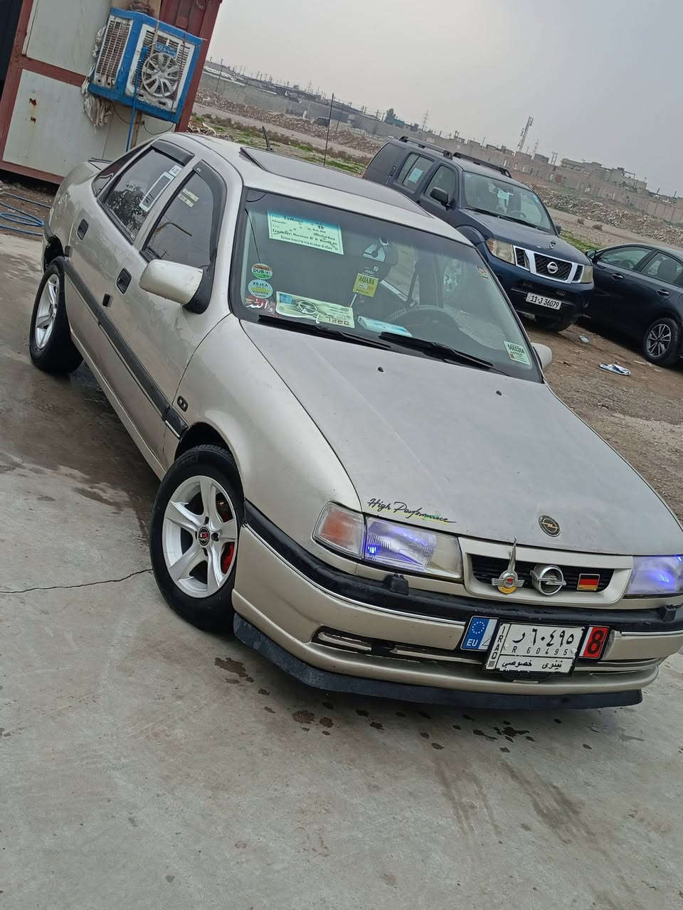 فكترا موديل 92حجم18اصل فصل
رقم نينوى الماني سنوية عضم 2028كابون بانزين بيها 
شرط التحويل من الشرعي 
مكينه وكير شرط كصه 
طخم خلفي امامي كلو جديد مبدل
طخم تاير جديد +ويلكب مصطره اصلي 
تنته سلايت +ستيرن بور 
غرفتها جديده مدوشمه 
فقط مصلح دواير والدوسات 
صبغ سقف جماليه بدون ضرر سياره شرط 
مكان موصل الايمن مطاحن شراي اتصل 
#السعر45_بي_مجال ***********
***********
