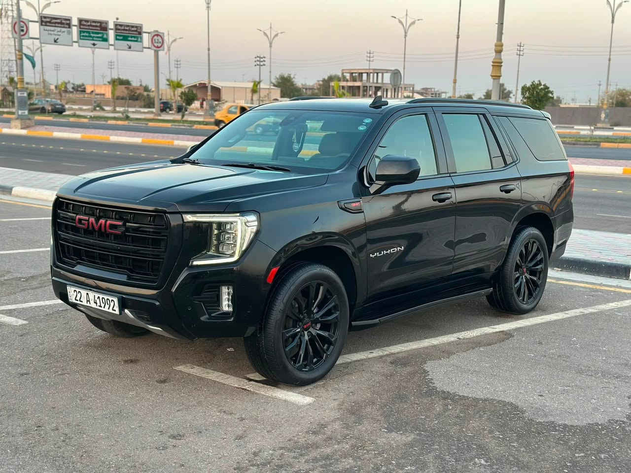 السعر 388
جمسي2021 خليجي  SLE بيه رشه صبغ بين الباب ول جاملغ بدون ضربه وباقي سياره مكفول من لضربه ولصبغ ول تبديل 
للاستفسار ***********
مواصفات رادار جانبي وامامي كشنات جلد ثلاجه شاشه كامره مانع تصادم تحديد مسار وباقي لمواصفات معروفه  مكينه 5300 لمرغوبه شرط بانزين عادي بدون دوانز ماشيه 150 كير ومكينه مكفولات تخم تاير جديد سياره جاهزه وما بيه نقص مكان كربلاء المقدسه
