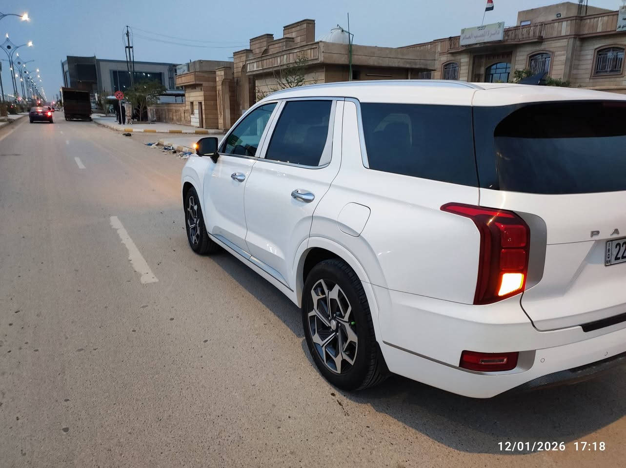 بالسايد 21 اربيل فول مواصفات وبدون ارباك السنويه لغايه 28 بأسم شركه ماشيه 49الف ميل المكان الناصرية السعر 245
 *********** السونار بالمنشور
