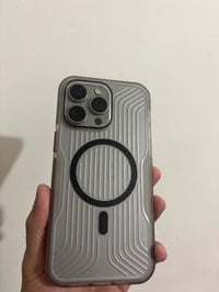 آيفون ١٥ برو ماكس • ٢٥٦ جيجا • بطارية ٨٥٪