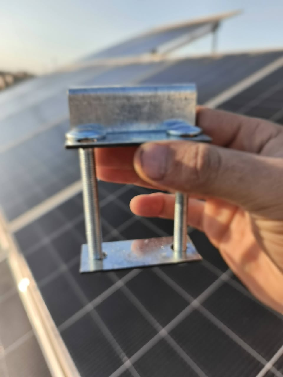 ماسكات ألواح الطاقة الشمسية – جودة ممتازه وبأسعار مغرية
 يتوفر ماسكات ألواح الطاقة الشمسية المصنوعة من أجود الخامات لضمان الثبات والمتانة!
✔️ جودة ممتازه مقاومة للصدأ
✔️ تصميم سهل التركيب 
✔️ متوفرة بكميات كبيرة وأسعار مميزة

يوجد قياسات متنوعة حسب الثقل و الطلب 
- يتوفر تجهيز الطلبات الكبيرة للشركات والمصانع والمشاريع الكبيرة وتجهيز الطلبات الصغيرة
- متوفر لدينا توصيل لجميع محافظات العراق 

📩 اطلب الآن وتواصل معنا للمزيد من التفاصيل!

للاستفسار : مراسلتنا على الصفحه او الأتصال بالرقم التالي *********** 📞 واتساب
