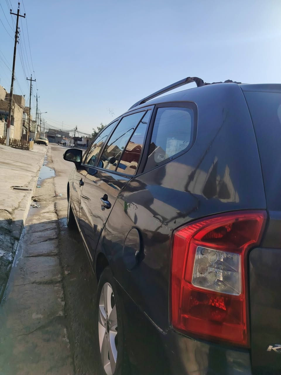 سلام عليكم كيا راندو 7 راكب2010 4 سلندر 2400 وارد امريكي حادثها تكمة سايق ربع من قمارة مثل ما اموضح بلصور  للعلم سيارة مصبوغة عام اثر جراد سيارة مال جناي خير من الله رقم دولي بأسمي سعر 95 بيهة مجال  مكان سيارة بغداد الأمين ***********

