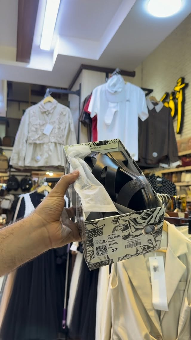 عروضنا وياكم مستمره 🎀
الجركز النسائي 🌸🔥
فقط ألون الأسود 
السعر  15 الف فقط 👍
القياس من 37/41
 الوتساب
 ***********
***********
آدم #👠_والحقائب👛_النسائيه🙎‍♀️ #اكسبلور #فولو #العراق #شارع _افلسطين _فخامه ماركات_عالمية -درجه_اولى_فخامه_اناقه
