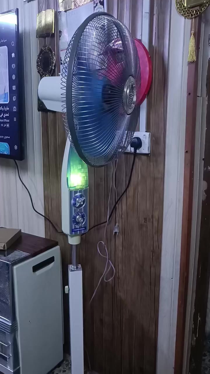 سلام عليكم .مروحى توشيبا نظافة. 90% .سعر 65 الف .مكان بغداد مدينة الصدر يوجد توصيل ***********
