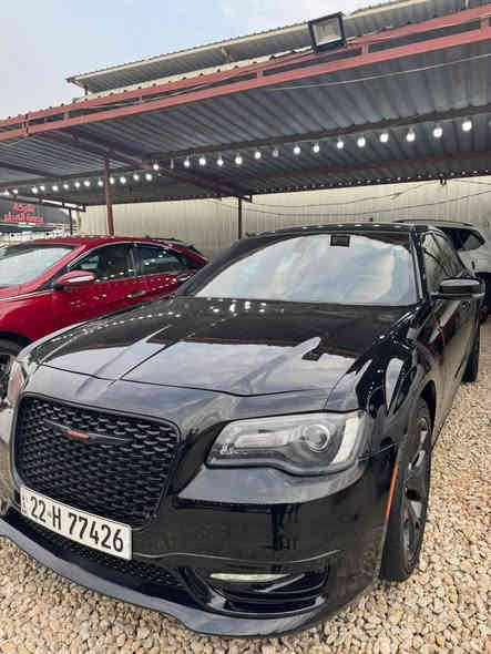 سلام عليكم اوبامه sفول ماعده الفتحه السياره بلكارتون موديل 2021 رقم اربيل بسمي *********** ب235 وبيه مجال قليل
