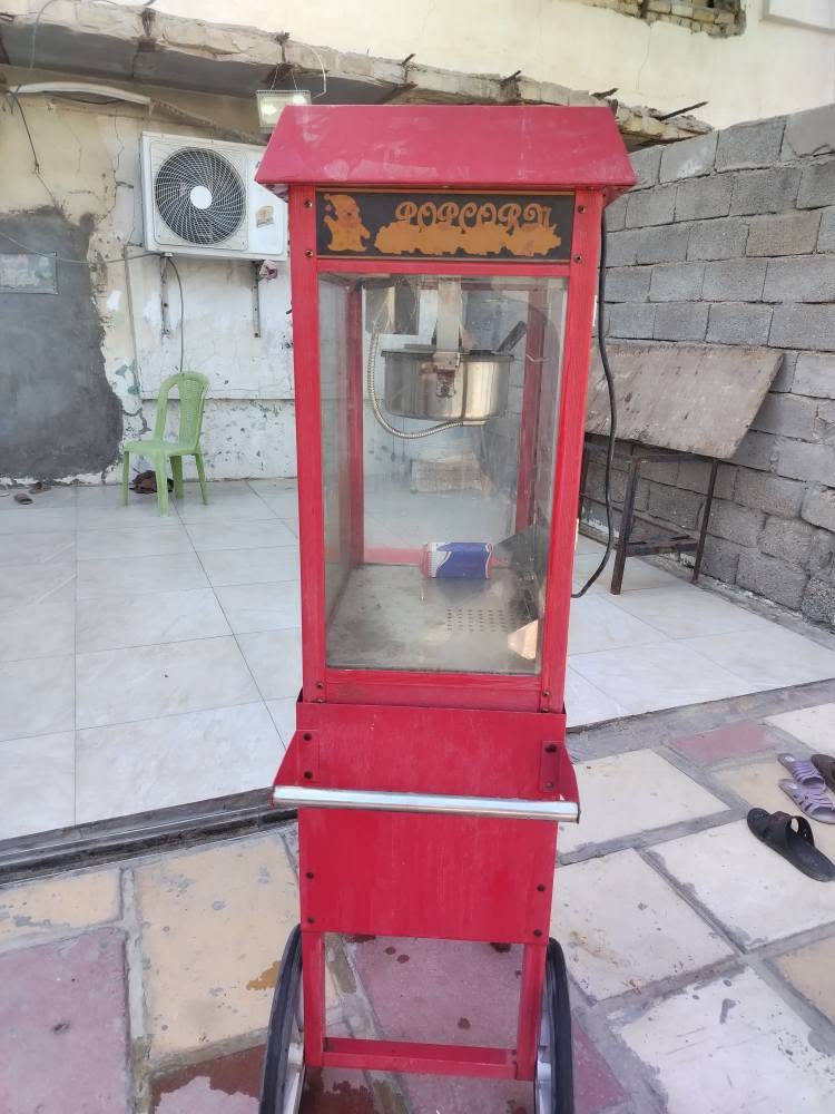 مكينه مال شاميه هيه مكينه وهيه عارضه للبيع وشغاله كامله سعرها ٣٠٠ بصره *********** واتساب أو خط البصرة, العراق
