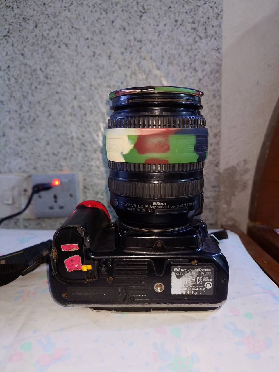 للبيع نيكون D7000 مع عدسة 18-140 كامرة تصويرها حلو اعدادات مضبوطة نظافتها بالصور وياها بطارية و شاحنة فقط السعر 270 ألف مكاني بغداد جسر الطالبية الجديد رقميي
‏‪***********‬‏ اتصال 

 *********** واتساب
