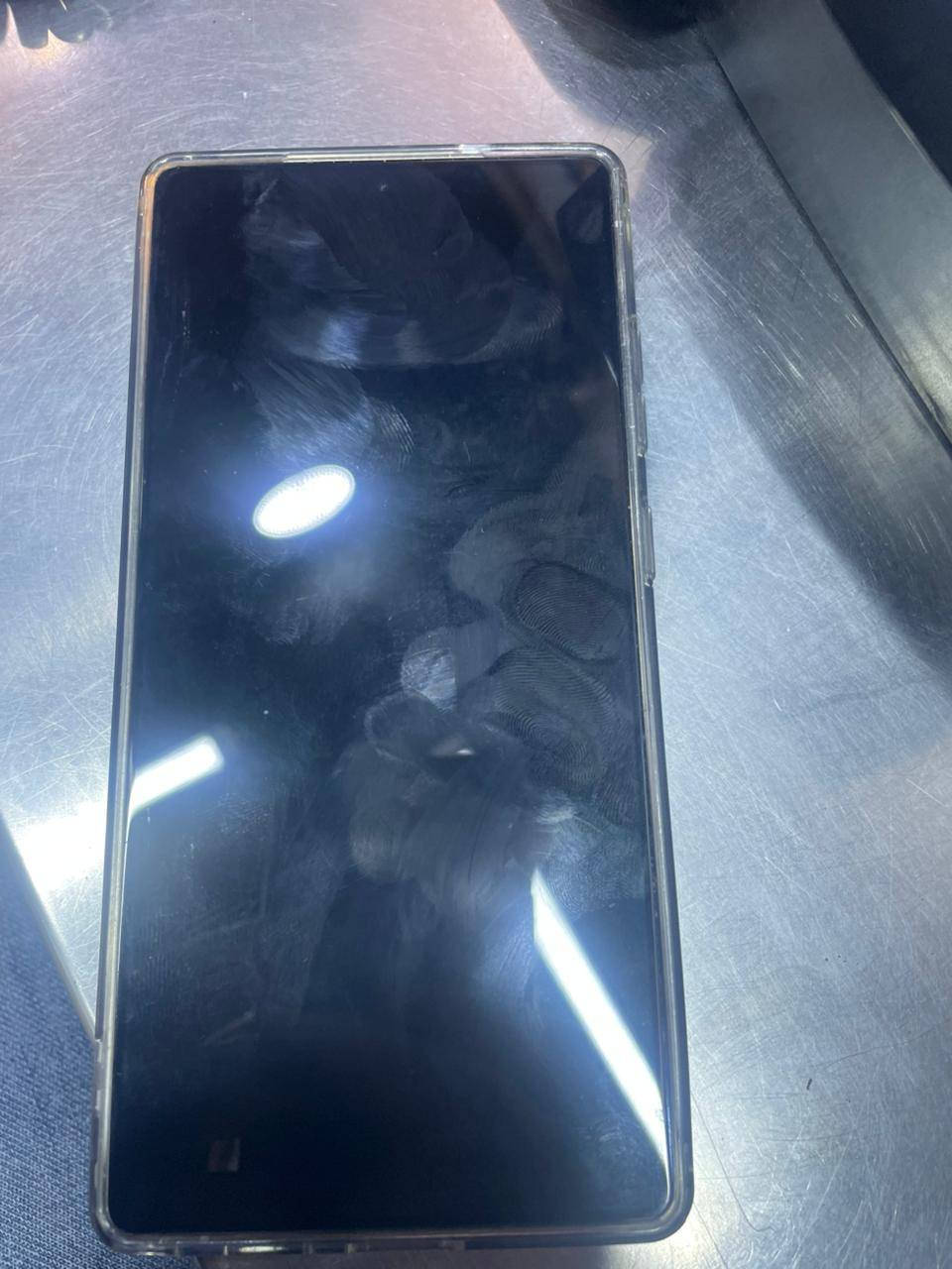 جهاز سامسونج 25 s استخدام 3 اسابيع بعد فتح الكارتونه وكاله سامسونج ضمان من عين الفهد ذاكره 256 نضافه full mark 🔥 
السعر 1٫200,000
***********
