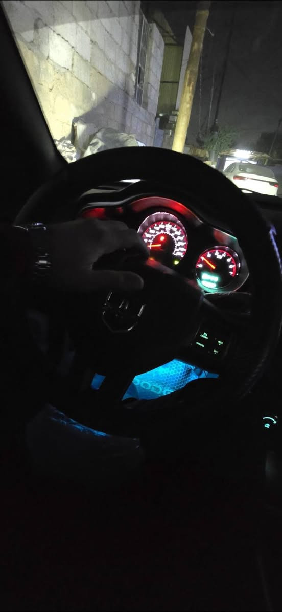 السلام عليكم 
دودج افنجر موديل ٢٠١٢ مراوس بـ ٤ سلندر او دودج دارت
محرك ٣٦٠٠ 
كير ٦ نمر 
لحاية ودفيوزر وحلوك صالنصة 
مبرمجة السيارة فتح بوابات وبرمجة مراوح 
كير محرك تبريد كفالة 
سنتر لك وصندوك بالريموت 
جاملغ وبنيد أيسر ضررها بدون دواخل
وجاملغ الايمن مصبوغ 
رقم كربلاء دولي بأسمي يتحول وين متريد 
تفاصيل بالصور 
عنواني بغداد الزعفرانية 
للاستفسار اكثر خاص


**إذا كنت صاحب هذا الإعلان وتريد حذفه لأي سبب، رجاءا أرسل رسالة إلى الدعم الفني**