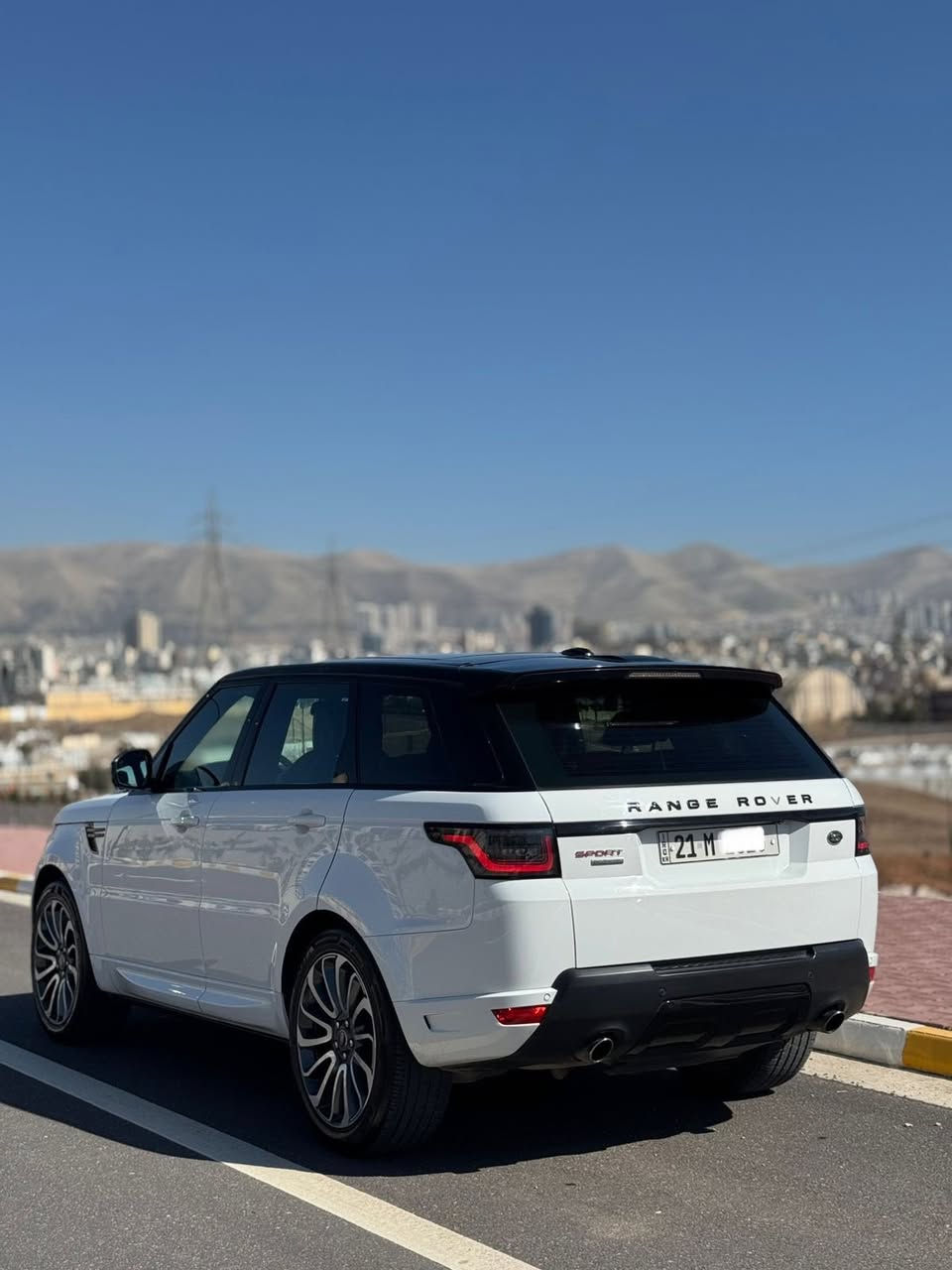 range rover sport dynamic 
‎رنج روڤر سپورت دینامیک
‎مۆدیل ٢٠١٤ وکلە شرکە سردار
‎کفالە عامە بدون سبوخ حتا دعامیات
‎ئوتوبایگرافی 
‎فول فول
‎سقف اسود بانوراما 
‎دبلات هواییە
‎تایرات جدید
‎کشن خزن کشن هیتر کشن تبرید کشن کهرابائی
‎شاشە الکترونیە
‎دوسە کهرابائی
‎ماشیە ١٤٢ کیلومتر
‎٥١٠ حیصان
‎سعر ٢٧٠ شویە مجال
***********
‎مکان سلیمانیە
‎ڕەنج ڕۆڤەر سپۆڕت 
‎ئەوتۆبایگراف داینامیک
‎٨بستۆنی سوپەر چارج
‎سفری شەریکەی سەردار 
‎فول فول مواسەفاتە سەیارەکە رەقەم یەک جوانە
‎بێ سارد بێ بۆیاخ بێ شوخت و چال هەموو گیانی بەشەرتە
‎گێر مەکینە کارەبای هەموی بە شەرت ناو سەردەسکی دەرگاو سوکان و شاشەکەشی کراوە بە شکڵ تازە
‎سعری ٢٧٠وەرەقەیە 
‎سلێمانی ***********
