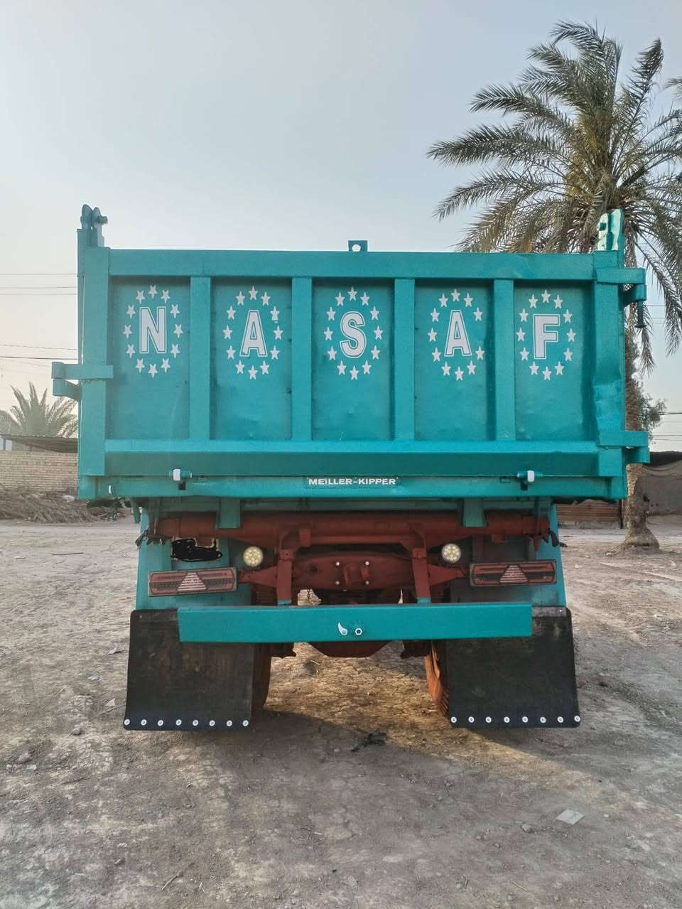 سلام عليكم للبيع البي موديل 75 رقم بابل انگليزي مكينه 25 كير 25 اكسن جي اف اصل قلاب شاصي مكفول برجيم شركه حدادية كهربائيات السياره جاهزه للعمل للاستفسار اتصال على الأرقام التالية
***********
***********
