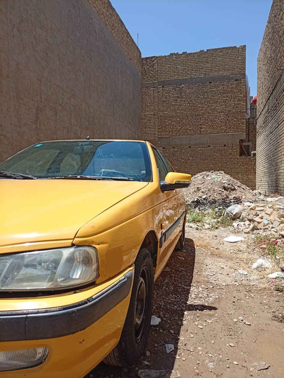 بيجو بارس ٢٠١٥باسمي بغداد بيها منضومة غاز وجهاز كلج للخفة نقصها غاز تبريد وبطل السعر٤٠للاستفسار***********
