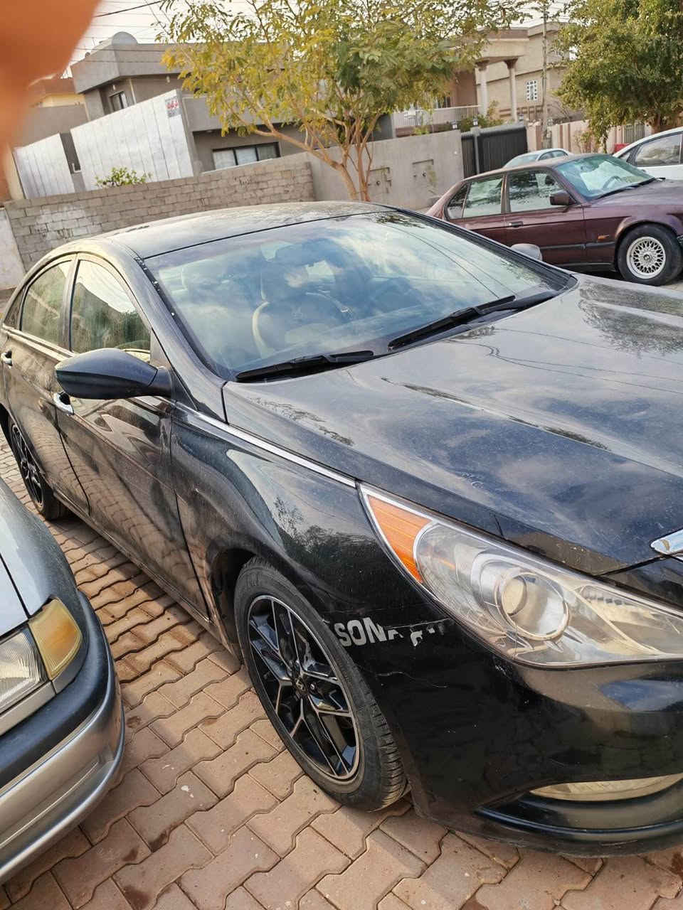 سوناتا موديل ٢٠١٣
وارد امريكي 
سياره جاهزه گير ومحرك شرط
شاشه وكامره دواخل نظيفه
سنويه جديده 
قطعه ونص صبغ 
مكان كركوك
*********** كركوك, العراق
